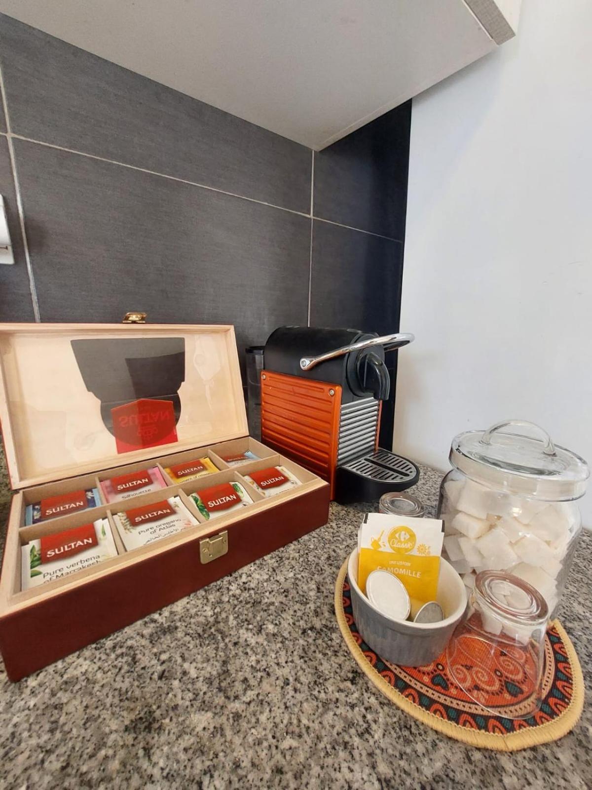 Charite Host Appartement , Wifi Et Parking Gratuit Агадир Экстерьер фото